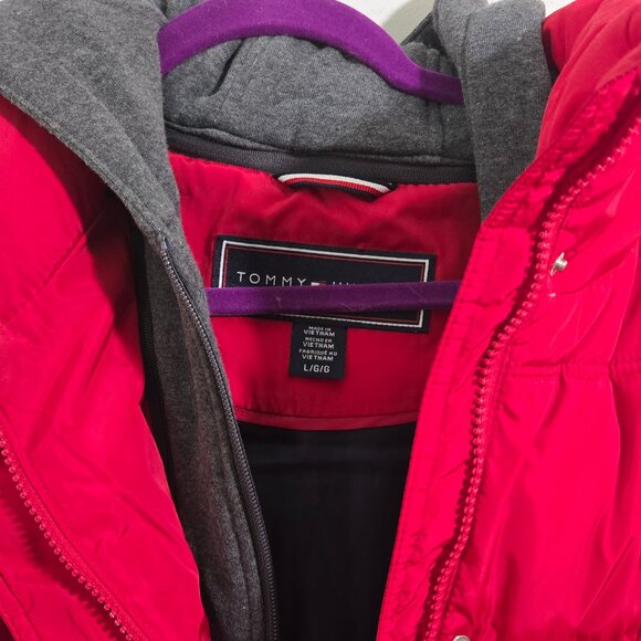 Tommy Hilfiger red puff coat size L - Picture 3 of 4
